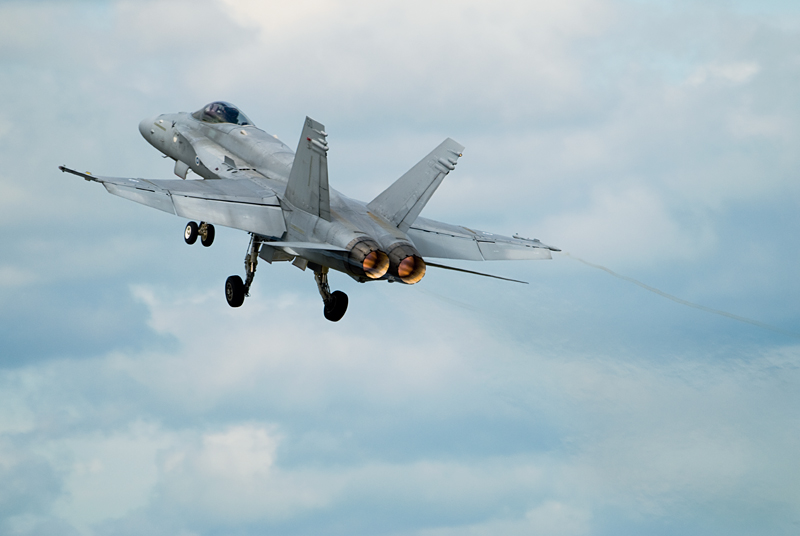 079_Fairford RIAT_McDonnell Douglas EF-18+ Hornet.jpg